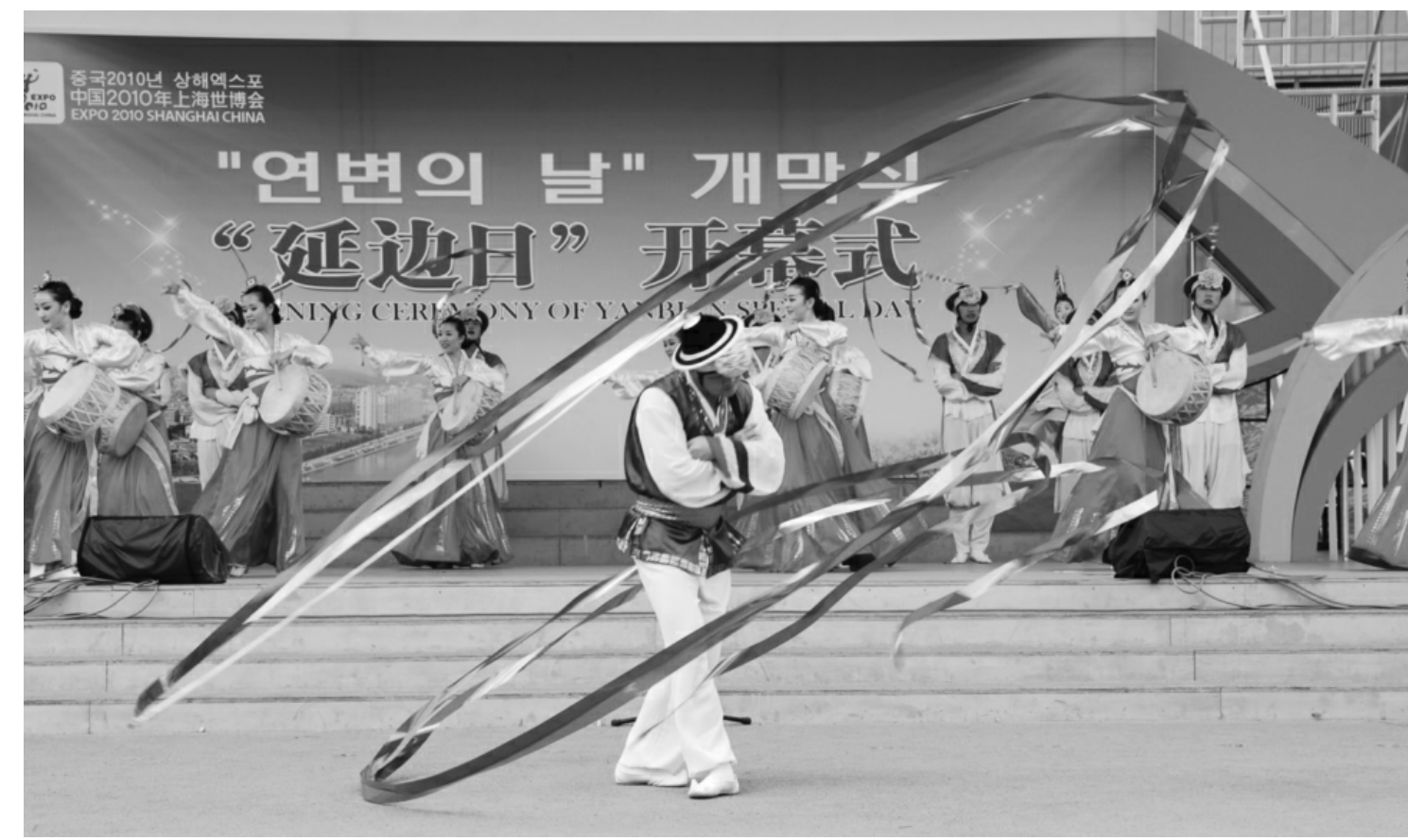 【周末剧场】素有“朝鲜族舞坛上的一颗明珠”之美称的杖鼓舞，即将登上周末剧场的舞台~ - 文化馆新闻 - 新闻资讯 - 深圳数字文化馆